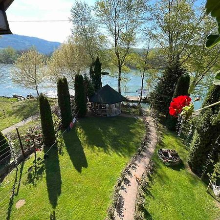 Apartman "Kapetana Luka" Ljubovija Екстер'єр фото