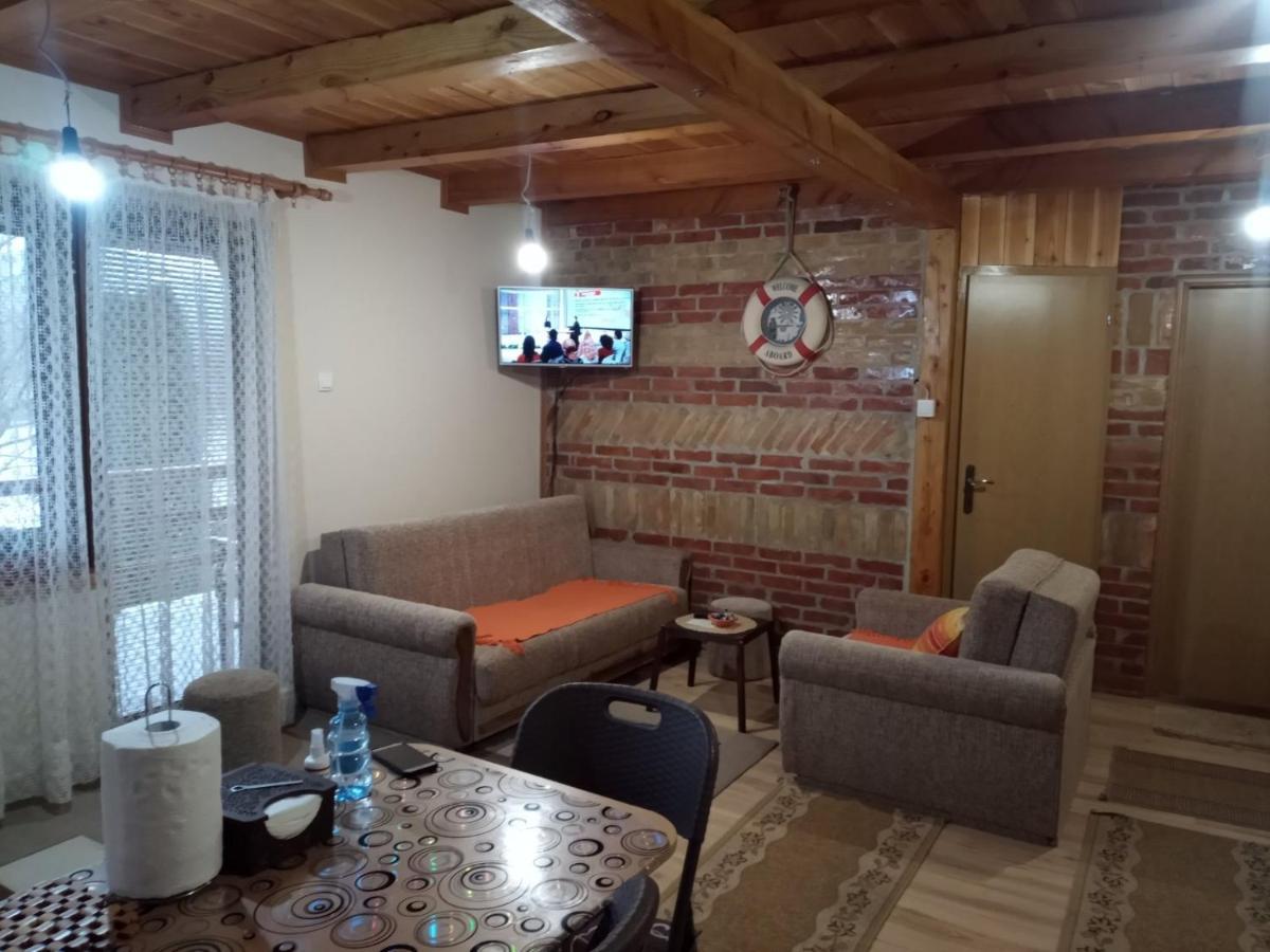 Apartman "Kapetana Luka" Ljubovija Екстер'єр фото