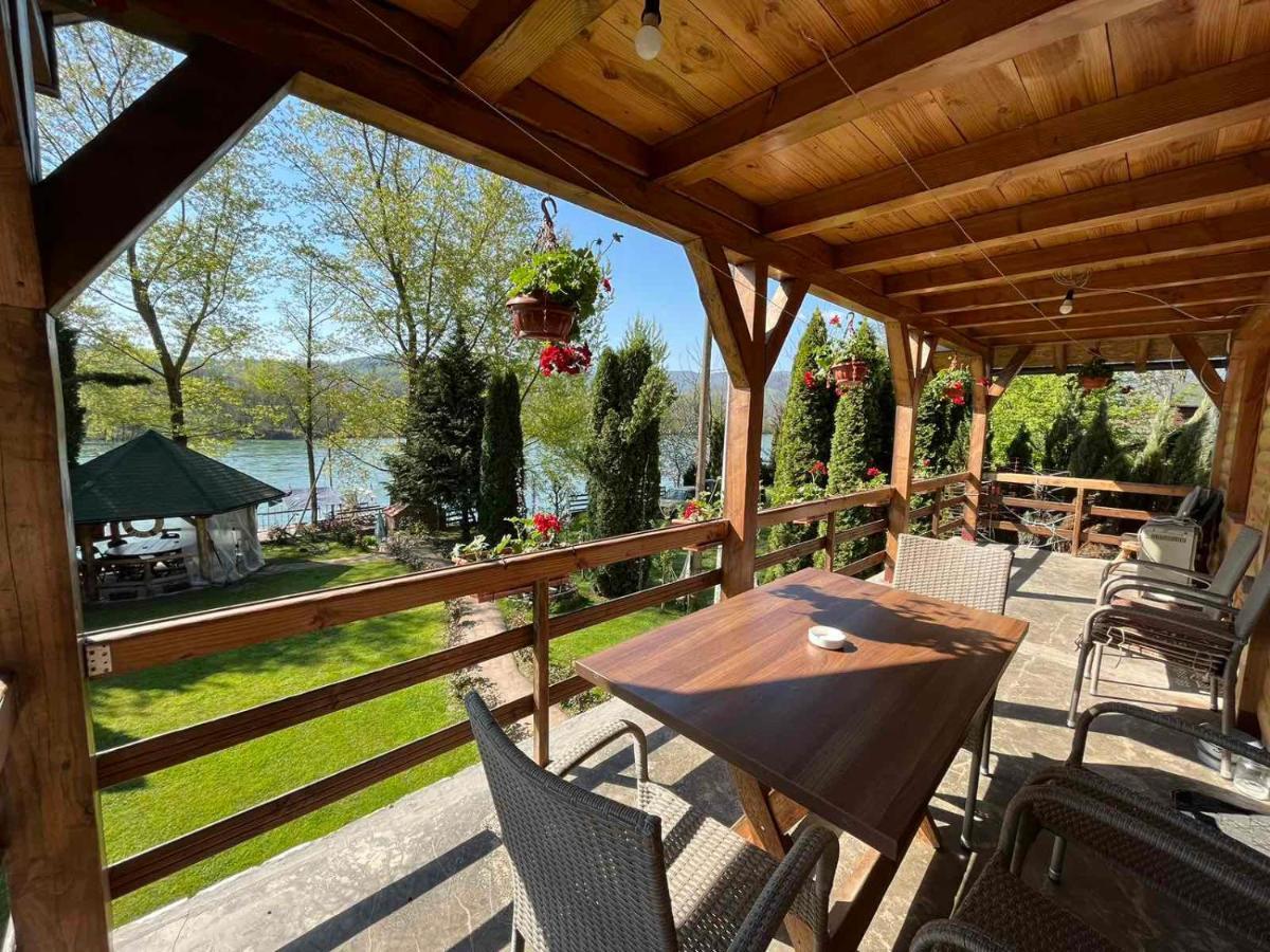 Apartman "Kapetana Luka" Ljubovija Екстер'єр фото