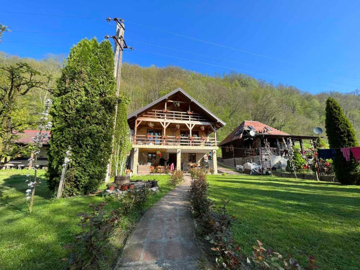 Apartman "Kapetana Luka" Ljubovija Екстер'єр фото