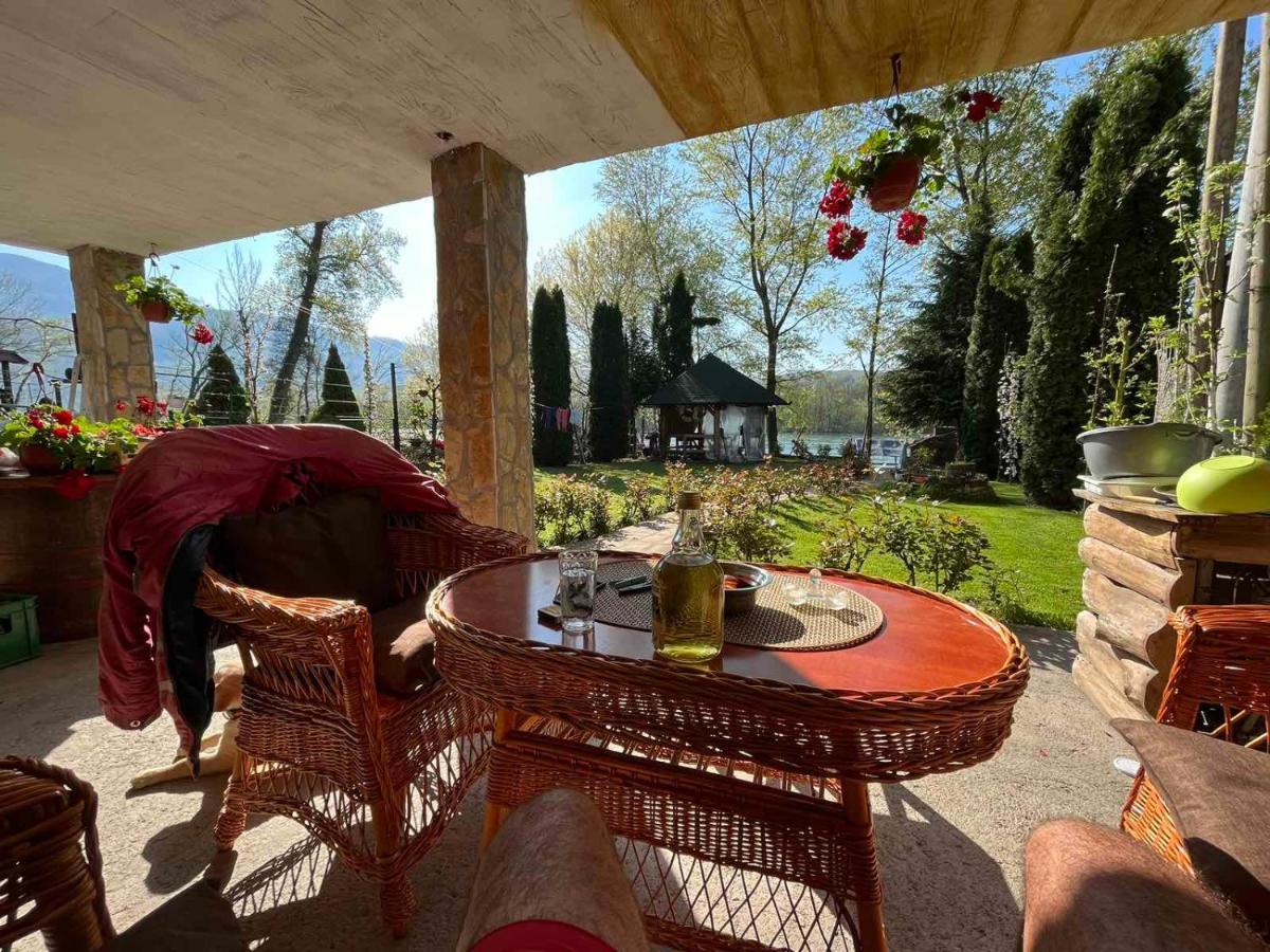 Apartman "Kapetana Luka" Ljubovija Екстер'єр фото
